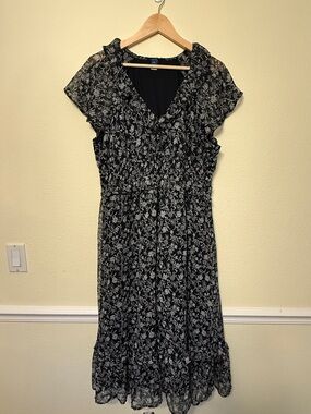 Old Navy Black and White Floral Midi Dress